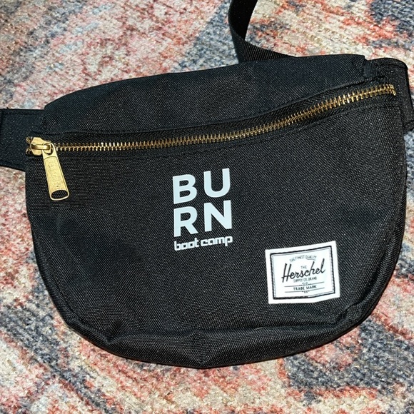 Herschel Bag - Picture 2 of 6